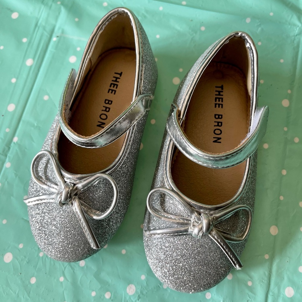 Toddler Girl Mary Jane Ballet Dress Shoes - Size 6